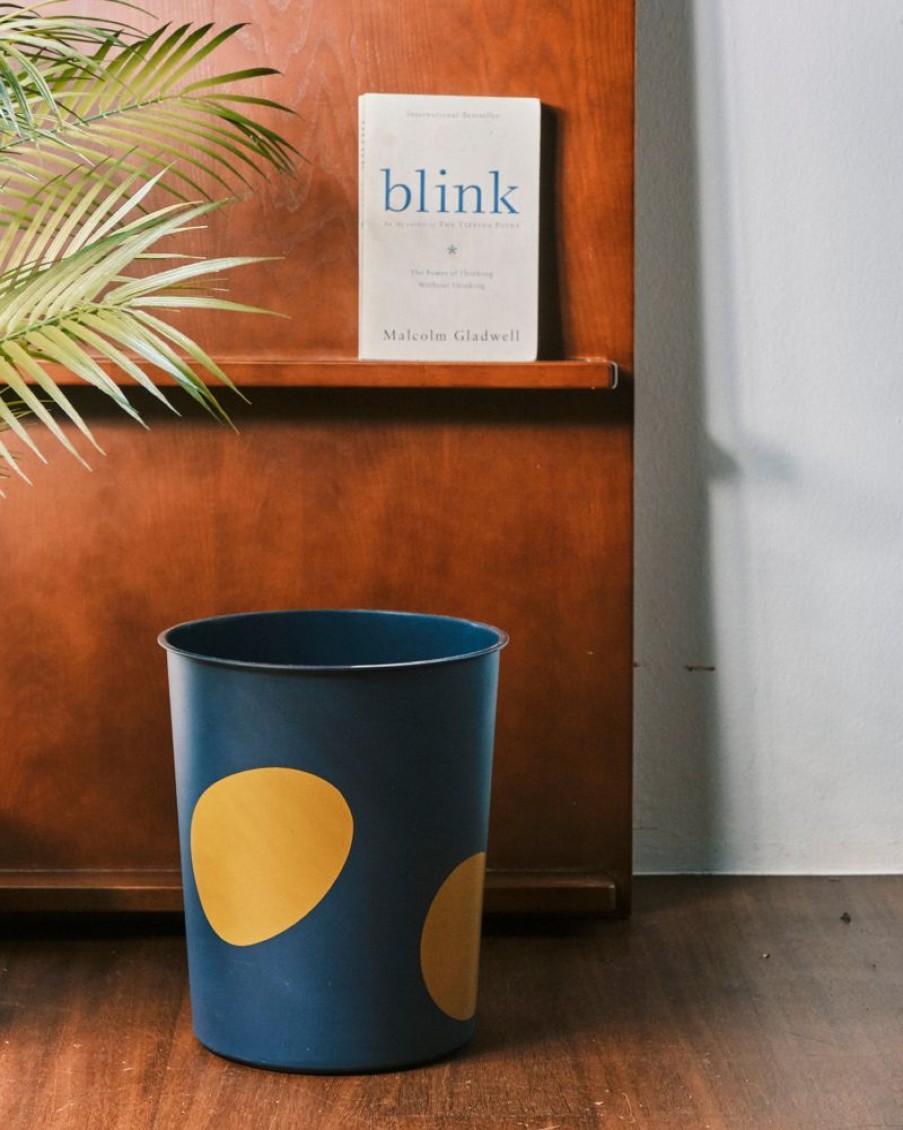 Decor Crane Living | Blobby Dust Bin